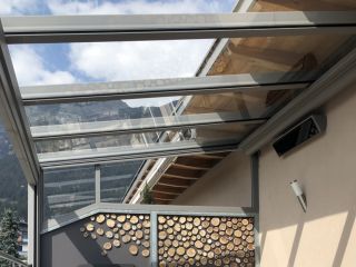 Heizstrahler und Terrassenzubehör