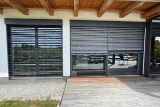Raffstoren von außen